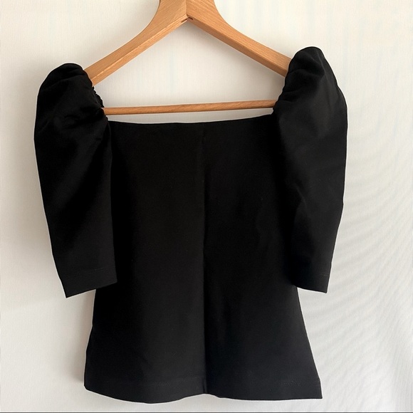 H&M puff sleeve top - Picture 3 of 3